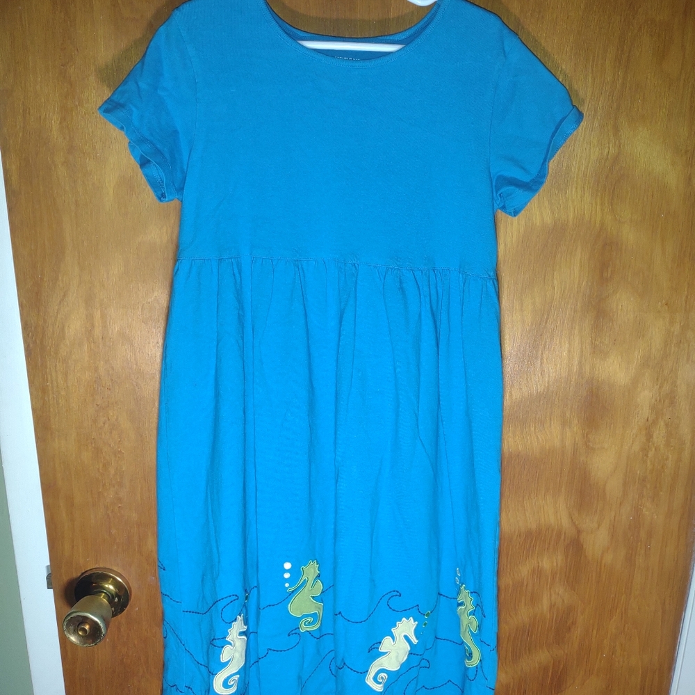 Girls dress